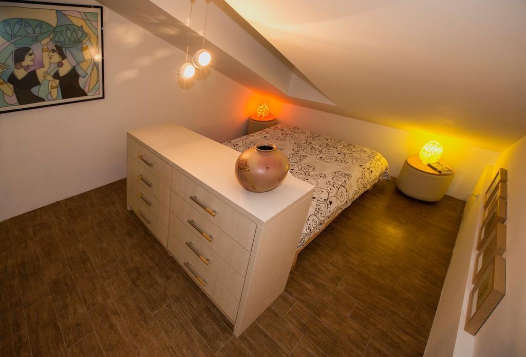Angel'S Nest Apartment 코멘다 외부 사진